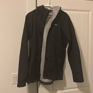Men’s Patagonia rain jacket